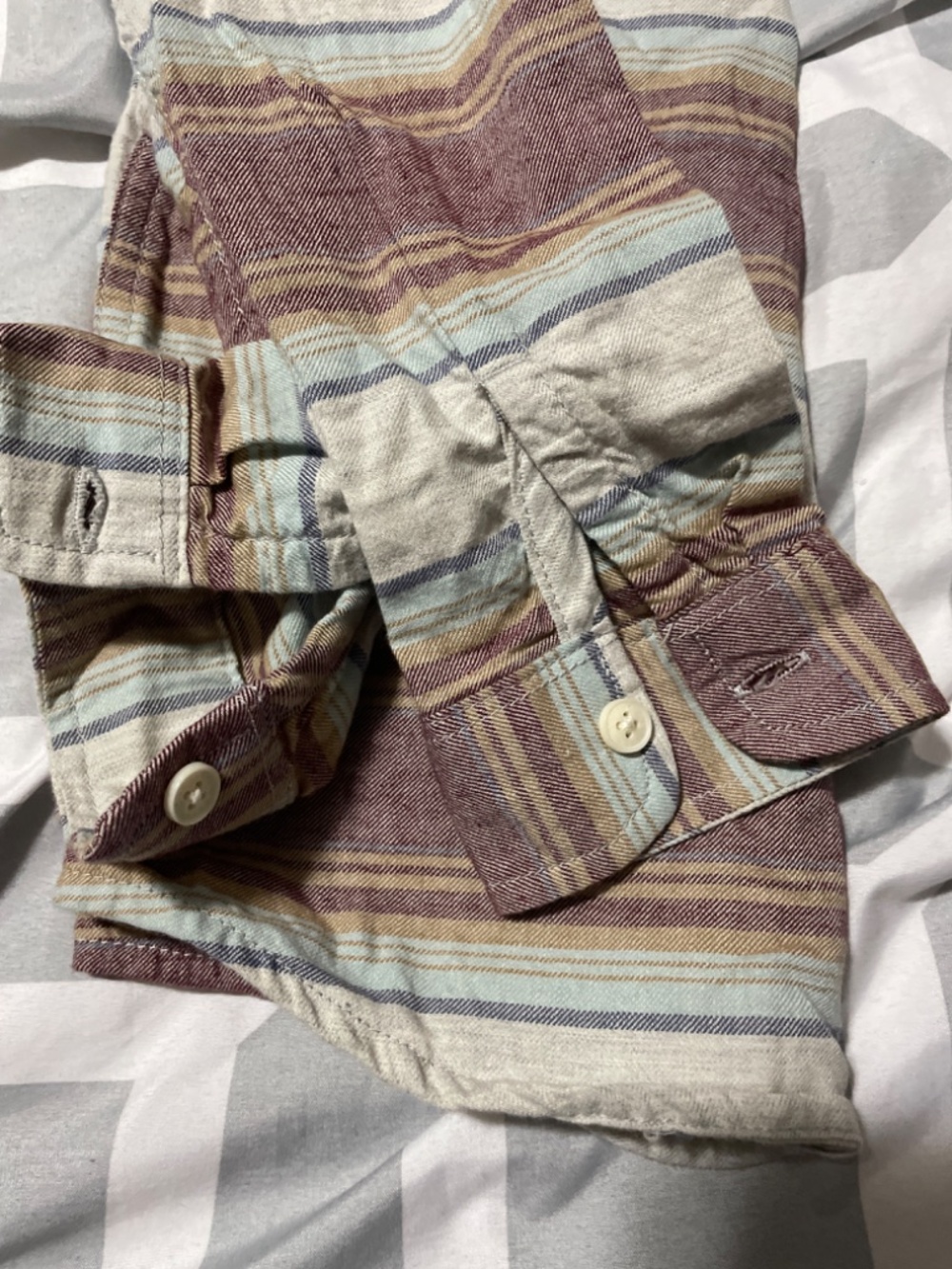button up long sleeve - Picture 4 of 4